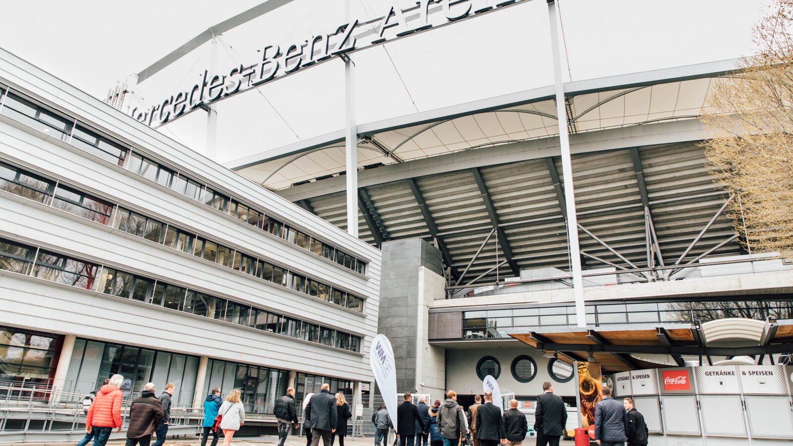 Die Konzeptpartner auf dem Weg in die fulminante Mercedes-Benz-Arena